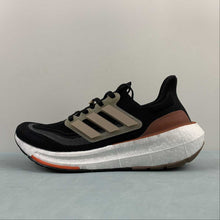Cargar imagen en el visor de la galería, Adidas UltraBoost Light Core Black Wonder Taupe Grey Six HQ6344