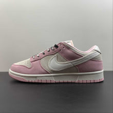 Cargar imagen en el visor de la galería, SB Dunk Low LX Pink Foam White Black DV3054-600
