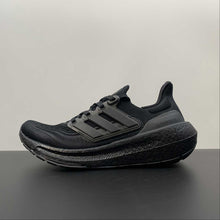 Cargar imagen en el visor de la galería, Adidas Ultraboost Light Core Black GZ5159