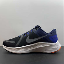 Cargar imagen en el visor de la galería, Nike Quest 4 Black Lt Smoke Grey DA1105-004