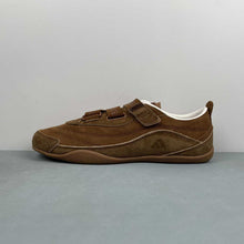 Cargar imagen en el visor de la galería, Adidas Urban Reverie Brown Brown Off White KJ4034