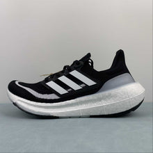 Cargar imagen en el visor de la galería, Adidas UltraBoost Light Cloud White Core Black HQ6340