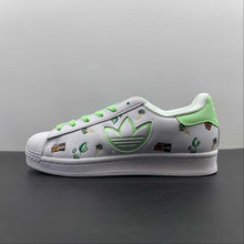 Cargar imagen en el visor de la galería, Adidas Superstar Cloud White Green HO5668
