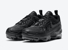 Cargar imagen en el visor de la galería, Air VaporMax EVO Triple Black CT2868-003