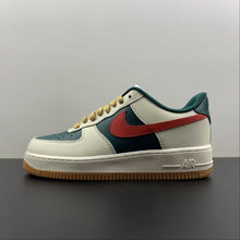 Cargar imagen en el visor de la galería, Air Force 1 Low Sail Green FD9063-163
