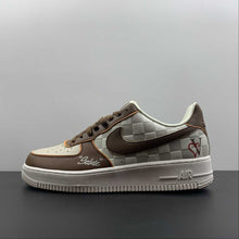 Cargar imagen en el visor de la galería, LV x Air Force 1 07 Low Salute Cream Brown DC8877-202
