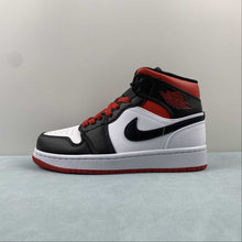 Cargar imagen en el visor de la galería, Air Jordan 1 Mid Gym Red Black Toe DQ8426-106