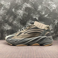 Cargar imagen en el visor de la galería, Adidas Yeezy Boost 700 V2 Geode EG6860