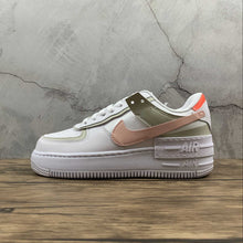 Cargar imagen en el visor de la galería, Air Force 1 Shadow White Crimson Tint Bright Mango DH3896-100