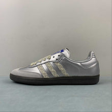 Cargar imagen en el visor de la galería, Adidas Samba OG Metallic Silver White B75806