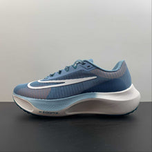 Cargar imagen en el visor de la galería, Zoom Fly 5 Cerulean White Bright Spruce DM8968-400