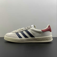 Cargar imagen en el visor de la galería, Adidas x Gucci Gazelle White Navy Red Beige