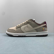 Cargar imagen en el visor de la galería, Otomo Katsuhiro x SB Dunk Low Steamboy OST Dark Red Brown LF0039-030