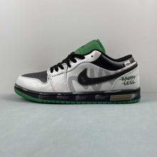 Cargar imagen en el visor de la galería, Air Jordan 1 Low Black Black Lucky Green White 553558-065