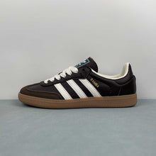 Cargar imagen en el visor de la galería, Adidas Samba OG Dark Brown Off White Gum JR0891
