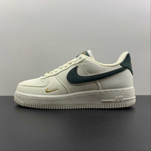 Cargar imagen en el visor de la galería, Air Force 1 07 Low Off White Green Gold MN5696-309