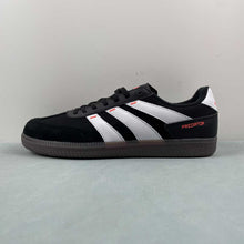 Cargar imagen en el visor de la galería, Adidas Predator Freestyle Black White Solar Red IF1025