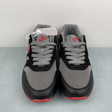 Cargar imagen en el visor de la galería, Air Max 1 Essential Vamps Black University Red FZ5808-008