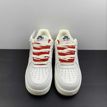 Cargar imagen en el visor de la galería, Air Force 1 07 Low White University Red CL6326-108