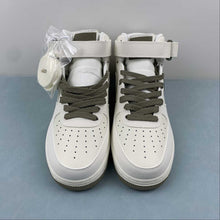 Cargar imagen en el visor de la galería, Air Force 1 07 Mid Off White Olive Green SH0235-577