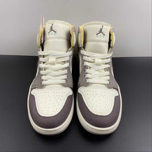Cargar imagen en el visor de la galería, Air Jordan 1 Mid SE CRAFT Sail Tape Haze Fossil Stone DM9652-102