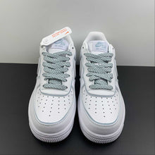 Cargar imagen en el visor de la galería, Air Force 1 Low Ice Blue White x Stussy DT0617-029