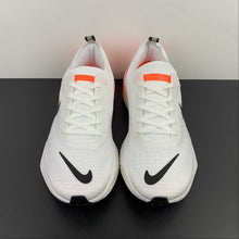 Cargar imagen en el visor de la galería, ZoomX Invincible Run FK 3 White Bright Crimson DR2615-101