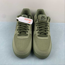 Cargar imagen en el visor de la galería, Air Force 1 Low Oil Green Cargo Khaki FB8876-300