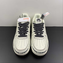 Cargar imagen en el visor de la galería, Air Force 1 07 Low x Uninterrupted MORE THAN White Black UY5696-332