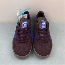 Cargar imagen en el visor de la galería, Adidas Gazelle Indoor Shadow Maroon Semi Lucid Blue Simple Brown IG9980