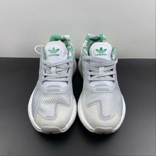 Cargar imagen en el visor de la galería, Adidas Day Jogger Boost Grey Green Cloud White FX6173