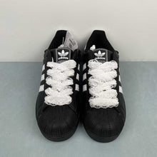 Cargar imagen en el visor de la galería, Adidas Superstar 2 Black White Black JH9977