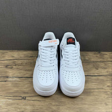 Cargar imagen en el visor de la galería, Air Force 1 07 LV8 Habanero Red White Black DH7567-100