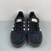 Cargar imagen en el visor de la galería, Adidas Handball Spezial Core Black Gum Cloud White DB3021