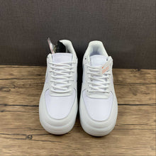 Cargar imagen en el visor de la galería, Air Force 1 Low Gore tex White Hyper Royal DJ7968-100