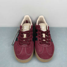 Cargar imagen en el visor de la galería, Adidas Gazelle Indoor Shared Shagrn Wonwhi JH5403