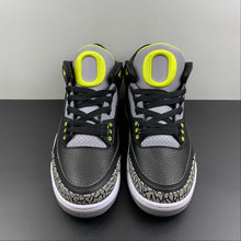 Cargar imagen en el visor de la galería, Air Jordan 3 Retro Oregon Ducks Pet Crew Black HO22-MNJDLS-5