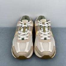 Cargar imagen en el visor de la galería, Zoom Vomero 5 Pale Ivory Laser Orange FQ6868-181