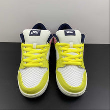 Cargar imagen en el visor de la galería, SB Dunk Low Be True Multi-Color DX5933-900