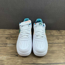 Cargar imagen en el visor de la galería, Air Force 1 Low EMB White Malachite Pearl White DM0109-100