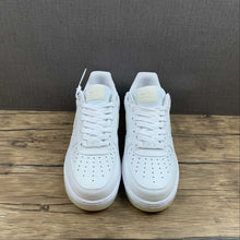 Cargar imagen en el visor de la galería, Air Force 1 07 Low Essential White Sole Glow in the Dark AO2132 101