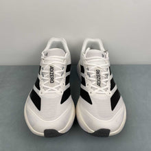 Cargar imagen en el visor de la galería, Adizero Boston 13 Cloud White Core Black Dash Grey JS4939