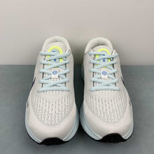 Cargar imagen en el visor de la galería, Nike Journey Run Summit White Deep Royal Blue FN0228-101
