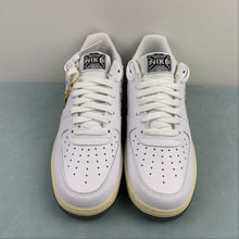Cargar imagen en el visor de la galería, Air Force 1 Low Classics 50 Years Of Hip-Hop White Smoke Grey Beach DV7183-100