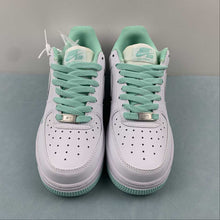 Cargar imagen en el visor de la galería, Terror Squad x Air Force 1 Low White Green PF9055-774
