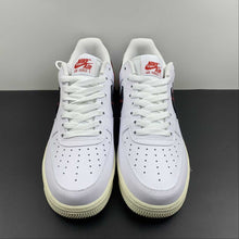Cargar imagen en el visor de la galería, Air Force 1 07 LV8 Plaid Tartan White University Red DV0789-100