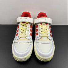 Cargar imagen en el visor de la galería, Adidas Forum 84 Low AEC White Red White HR0557