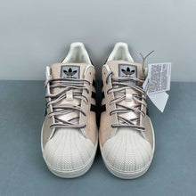 Cargar imagen en el visor de la galería, Adidas Superstar 2 Wonder Quartz Core Black Off White JR6985