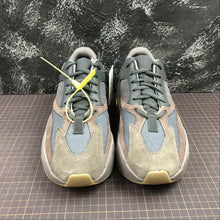 Cargar imagen en el visor de la galería, Adidas Yeezy Boost 700 Mauve EE9614