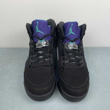 Cargar imagen en el visor de la galería, Air Jordan 5 Retro Black Grape 136027-007